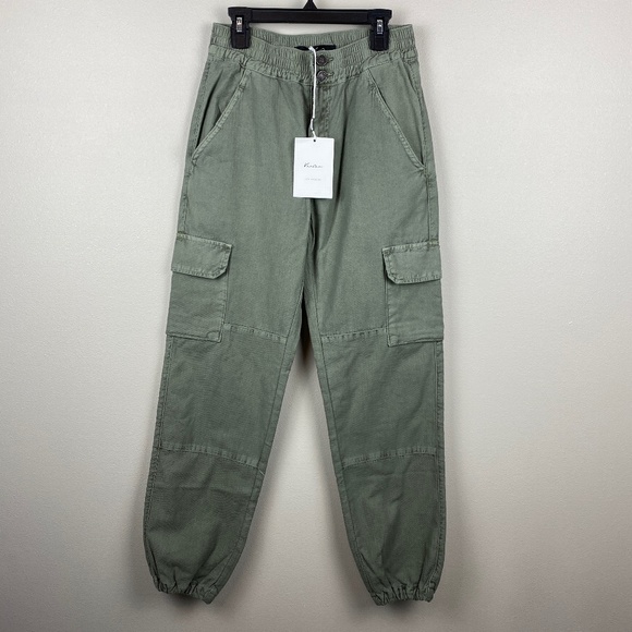 KanCan Pants - NWT KanCan Cargo Joggers Pants - Size Small